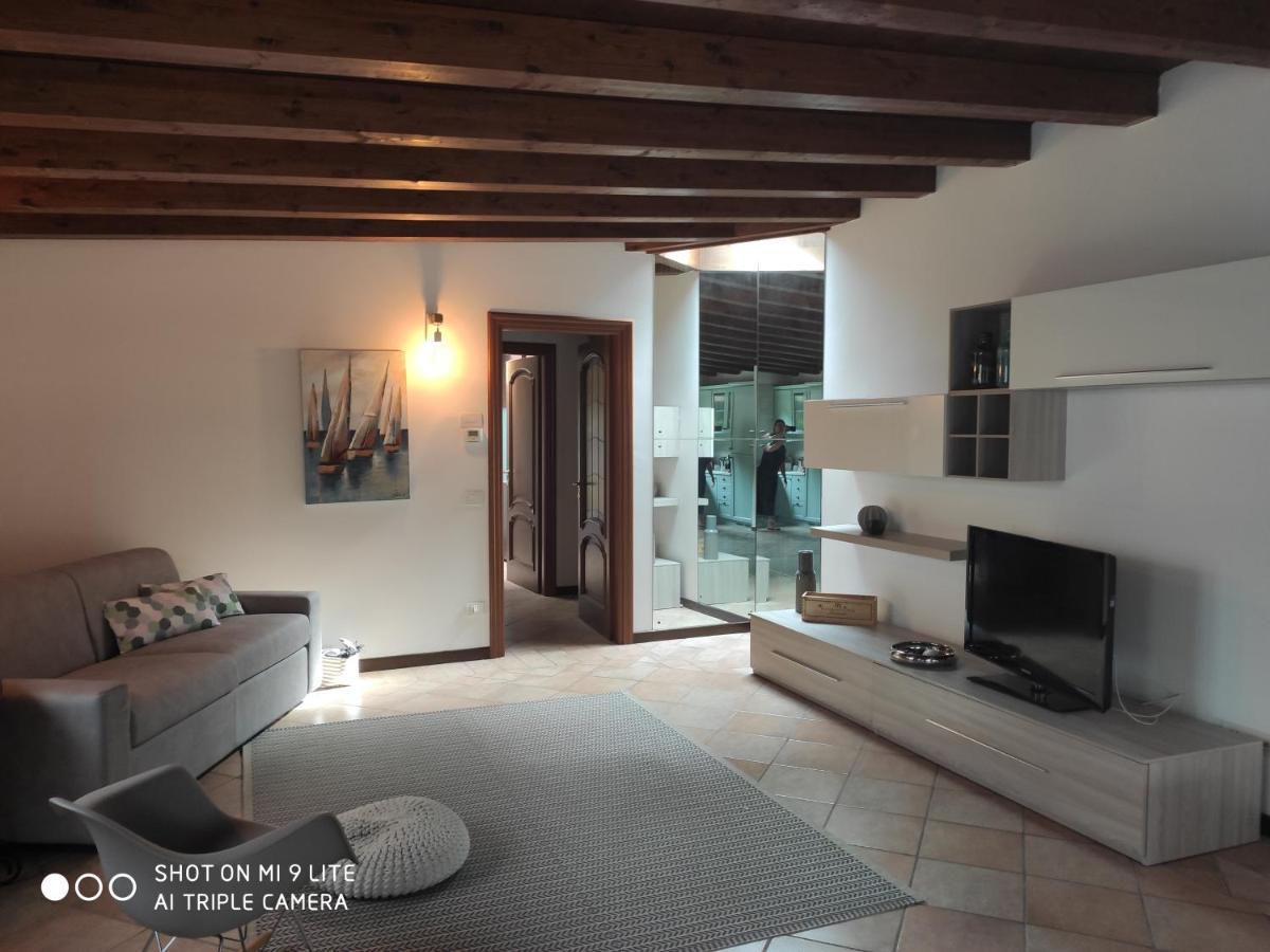 Secret Garden Mandello Apartment แมนเดลโล เดล ลาริโอ ภายนอก รูปภาพ