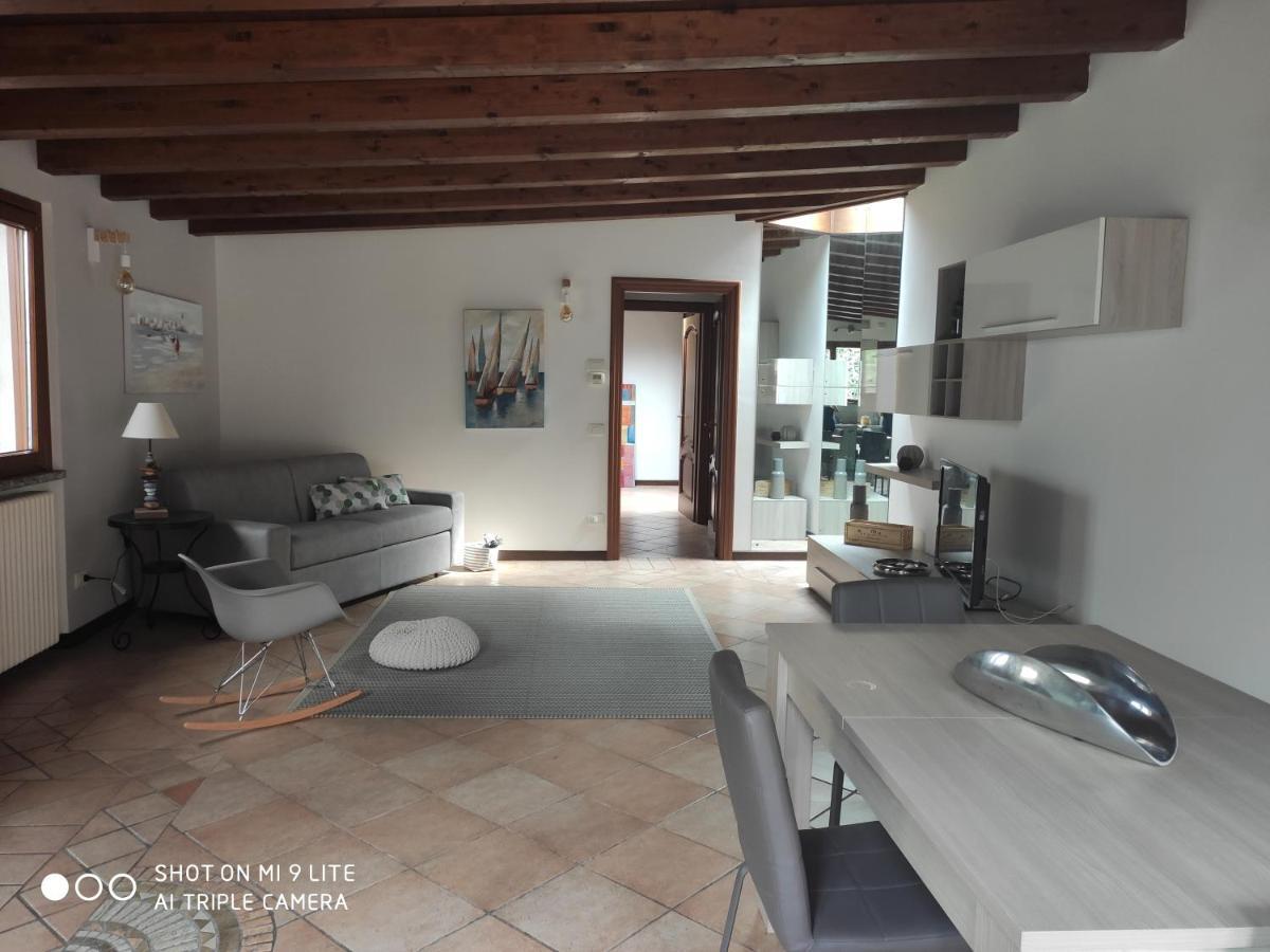 Secret Garden Mandello Apartment แมนเดลโล เดล ลาริโอ ภายนอก รูปภาพ